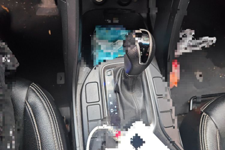 Used Hyundai Grand SantaFe 2016 2.0T 7-Seater Four-Wheel-Drive Leading Edition Gear Lever
