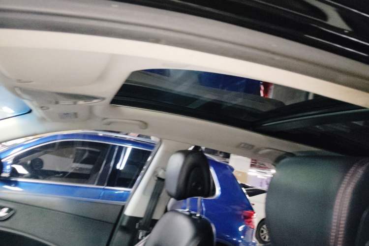Used Hyundai Grand SantaFe 2016 2.0T 7-Seater Four-Wheel-Drive Leading Edition Headliner