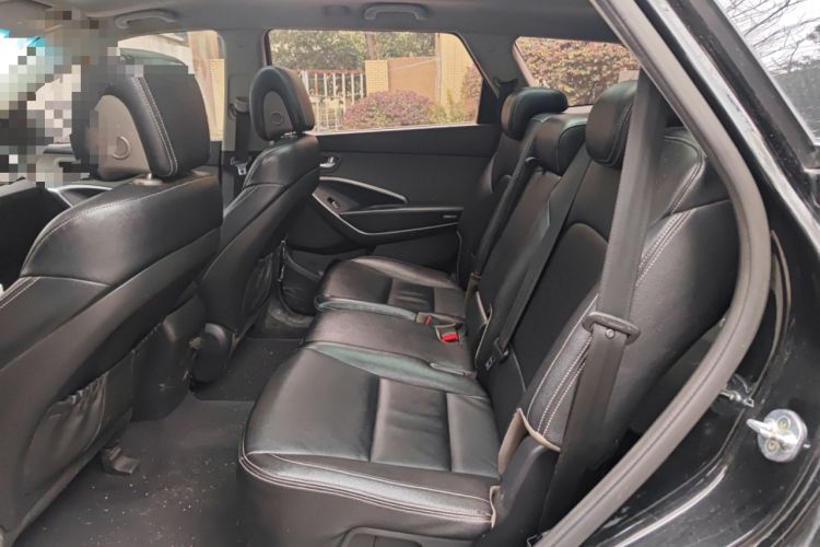 Used Hyundai Grand SantaFe 2016 2.0T 7-Seater Four-Wheel-Drive Leading Edition Left Rear Seat