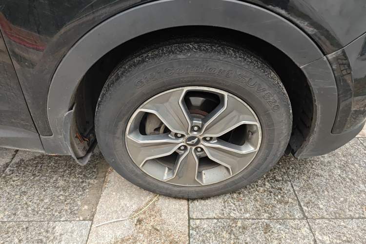 Used Hyundai Grand SantaFe 2016 2.0T 7-Seater Four-Wheel-Drive Leading Edition Right Front Wheel Hub
