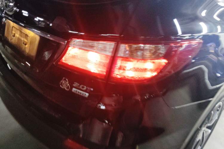 Used Hyundai Grand SantaFe 2016 2.0T 7-Seater Four-Wheel-Drive Leading Edition Right Rear Taillight