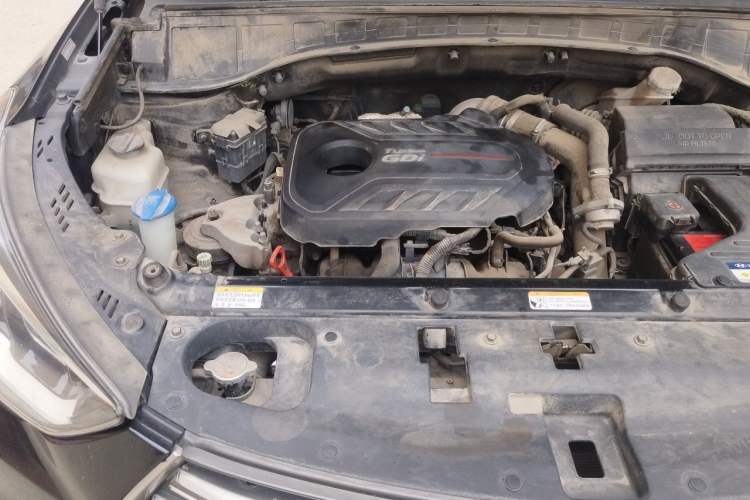Used Hyundai Grand SantaFe 2017 2.0T 7-Seater Four-Wheel Drive Comfort Edition Engine Bay Right