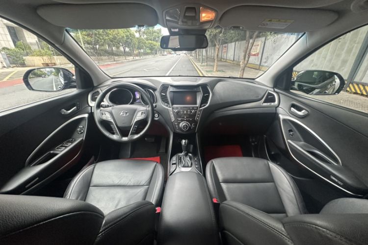 Used Hyundai Grand SantaFe 2017 3.0L 7-seat Four-Wheel-Drive Flagship Edition Interior 2