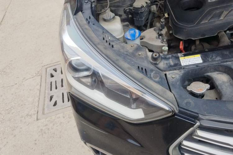Used Hyundai Grand SantaFe 2017 2.0T 7-Seater Four-Wheel Drive Comfort Edition Right Front Headlight