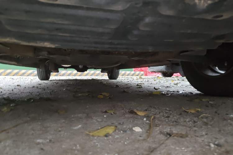 Used Hyundai H-1 Starex 2011 2.4L Luxury Edition Chassis Front
