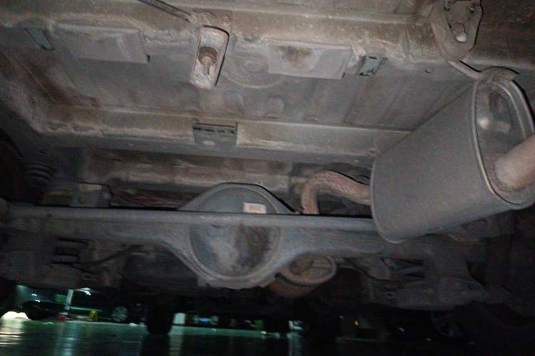 Used Hyundai H-1 Starex 2011 2.4L Comfort Edition Chassis Rear