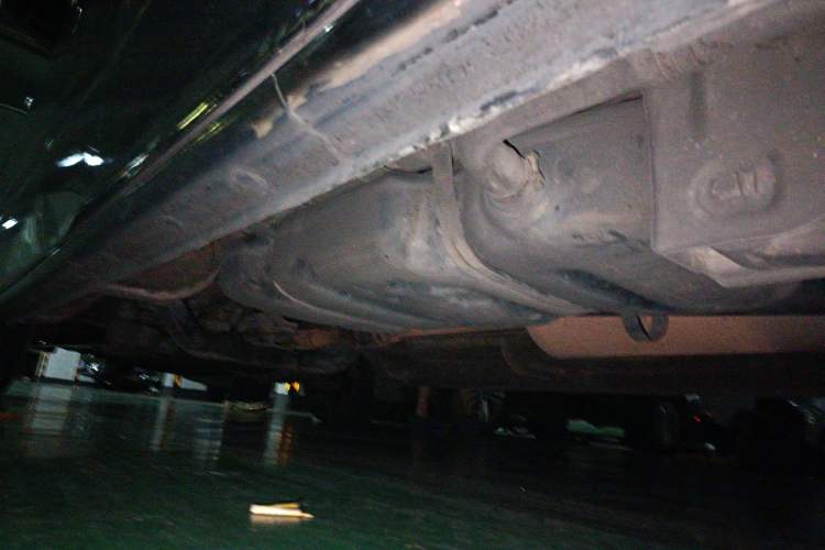 Used Hyundai H-1 Starex 2011 2.4L Comfort Edition Chassis Rear Left