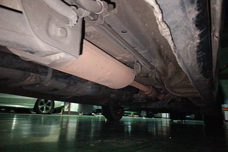 Used Hyundai H-1 Starex 2011 2.4L Comfort Edition Chassis Rear Right