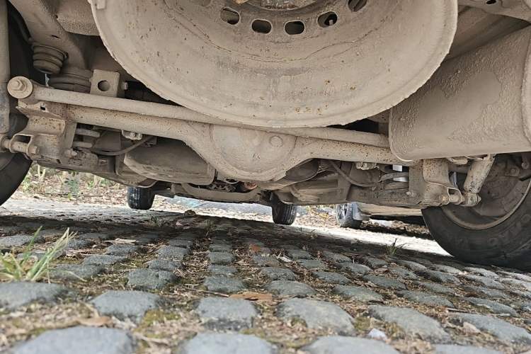 Used Hyundai H-1 Starex 2011 2.4L Comfort Edition Chassis Rear