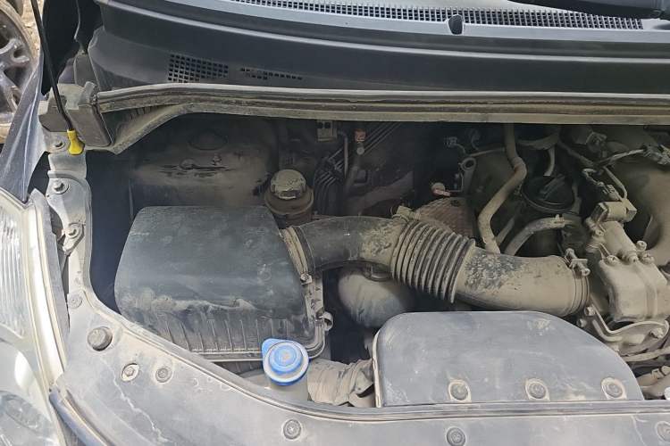 Used Hyundai H-1 Starex 2011 2.4L Comfort Edition Engine Bay Right