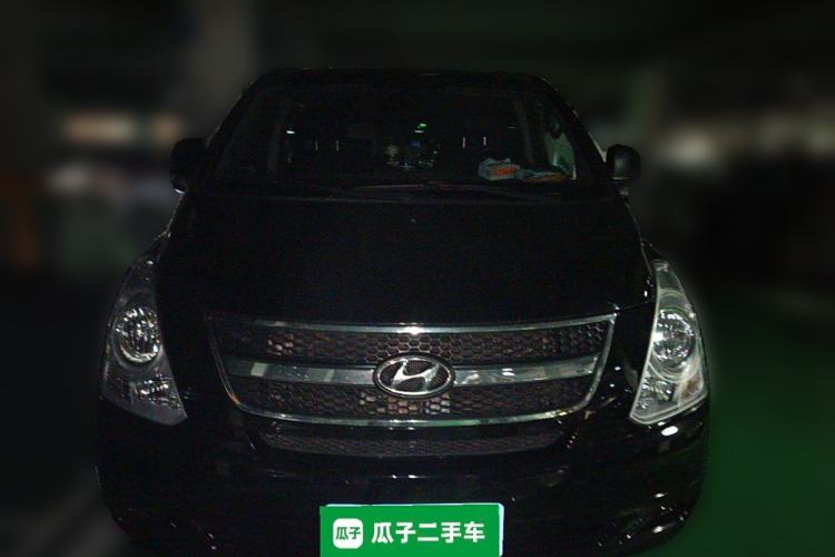 Used Hyundai H-1 Starex 2011 2.4L Comfort Edition Front