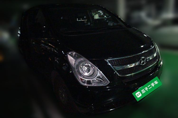 Used Hyundai H-1 Starex 2011 2.4L Comfort Edition Front Right 45 Deg