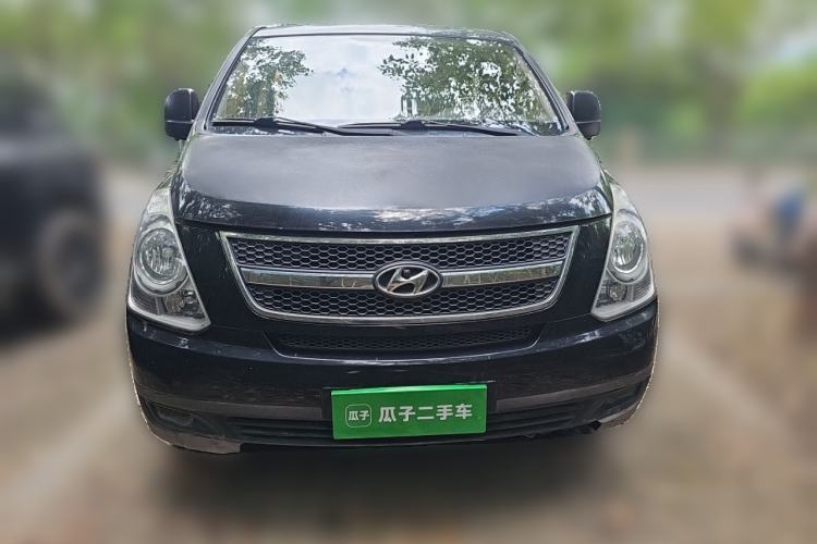 Used Hyundai H-1 Starex 2011 2.4L Comfort Edition Front