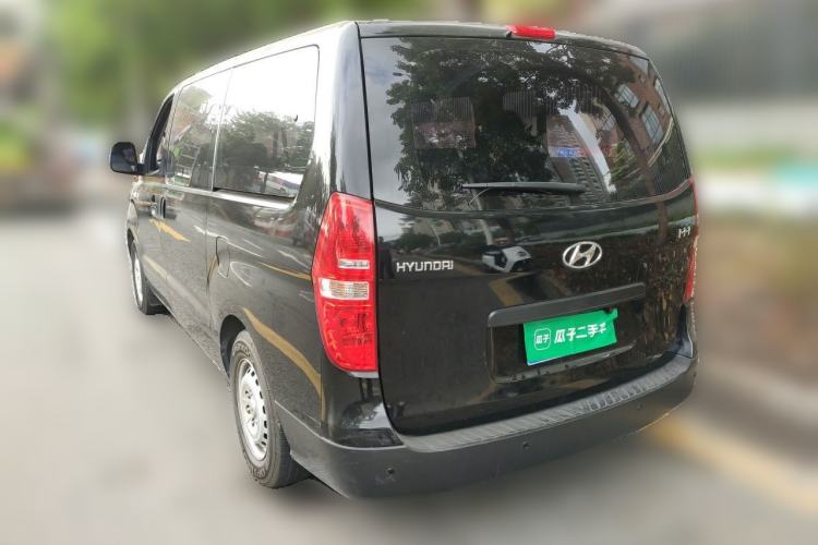 Used Hyundai H-1 Starex 2011 2.4L Comfort Edition Rear Left 45 Deg
