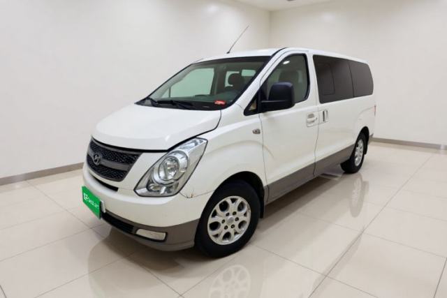 Ojetý Hyundai H-1 Starex 2011 2.4L Luxury Edition