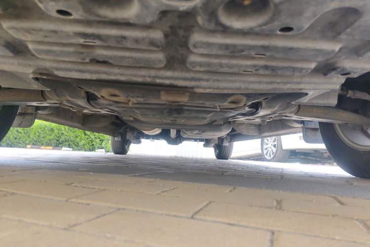 Used Hyundai H-1 Starex 2011 2.4L Comfort Edition Chassis Front