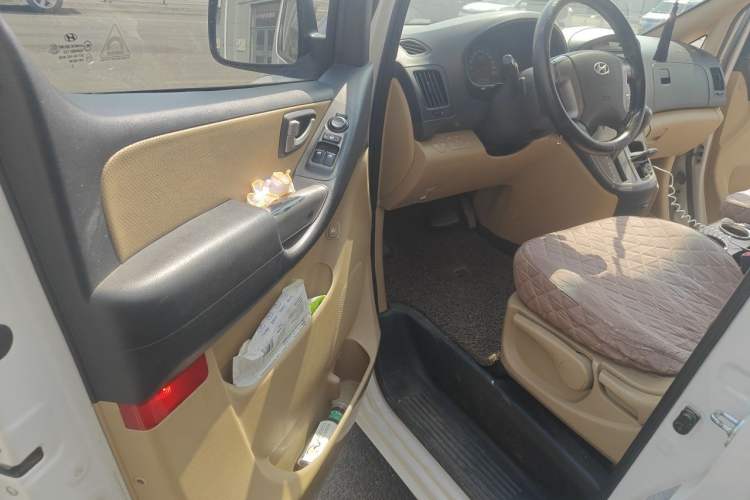 Used Hyundai H-1 Starex 2011 2.4L Luxury Edition Driver Seat