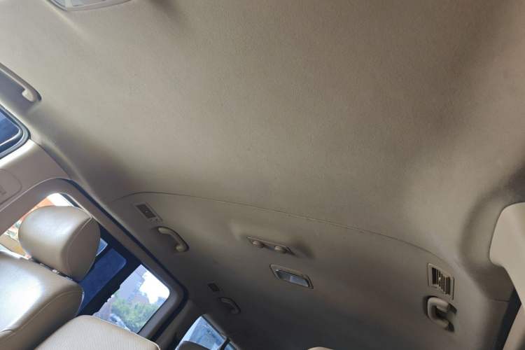 Used Hyundai H-1 Starex 2011 2.4L Luxury Edition Headliner