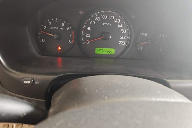 Used Hyundai H-1 Starex 2011 2.4L Luxury Edition Odometer Close Up