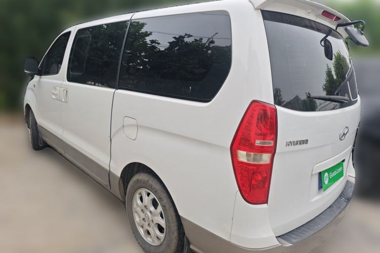Used Hyundai H-1 Starex 2011 2.4L Luxury Edition Rear Left 45 Deg