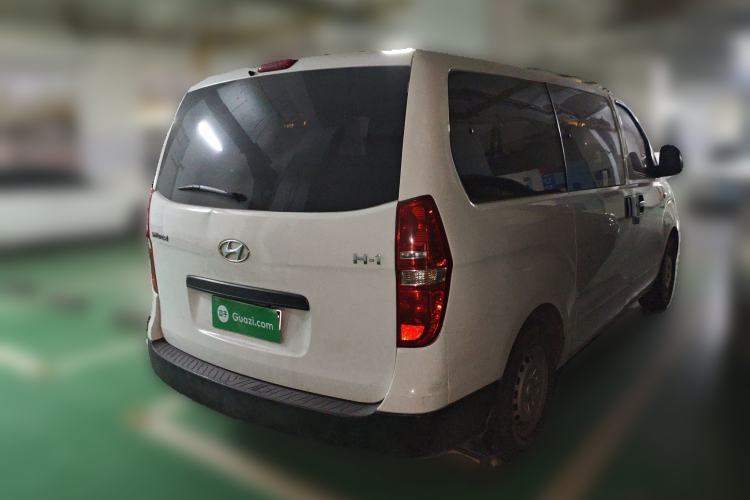 Used Hyundai H-1 Starex 2011 2.4L Comfort Edition Rear Right 45 Deg