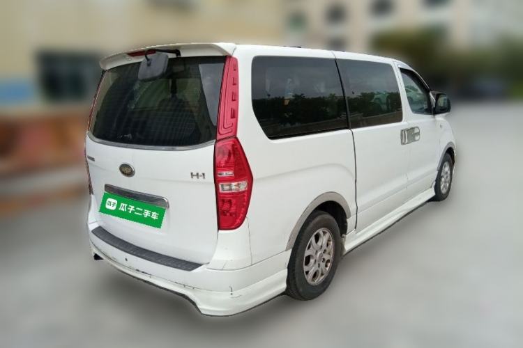 Used Hyundai H-1 Starex 2011 2.4L Luxury Edition Rear Right 45 Deg