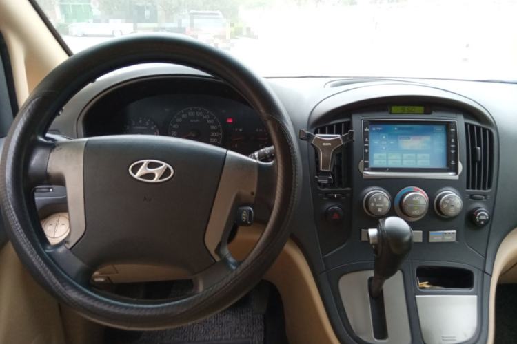 Used Hyundai H-1 Starex 2011 2.4L Luxury Edition Steering Wheel