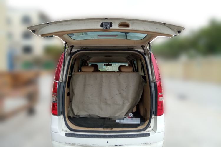 Used Hyundai H-1 Starex 2011 2.4L Luxury Edition Trunk