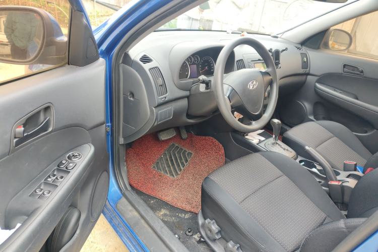 Used Hyundai i30 2009 1.6L Automatic Comfort Edition Driver Seat