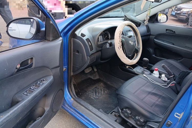 Used Hyundai i30 2009 1.6L Automatic Comfort Edition Driver Seat