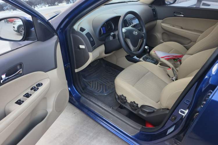 Used Hyundai i30 2009 1.6L Automatic Jingxiang Model Driver Seat