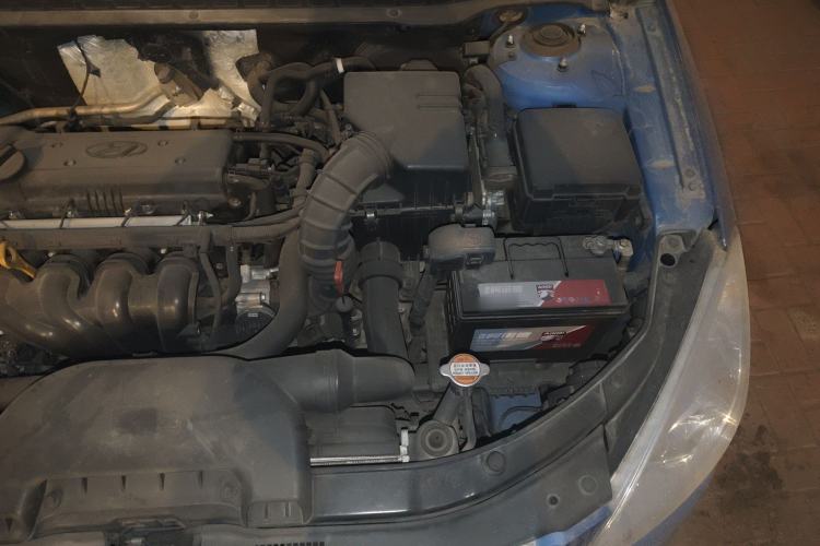 Used Hyundai i30 2009 1.6L Automatic Comfort Edition Engine Bay Left