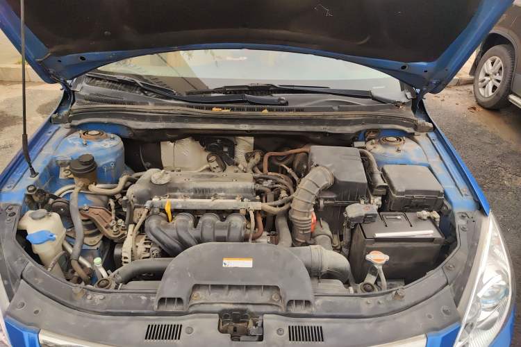 Used Hyundai i30 2009 1.6L Automatic Luxury Model Engine Bay