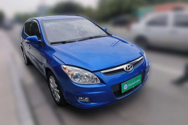 Used Hyundai i30 2009 1.6L Automatic Luxury Model Front Right 45 Deg