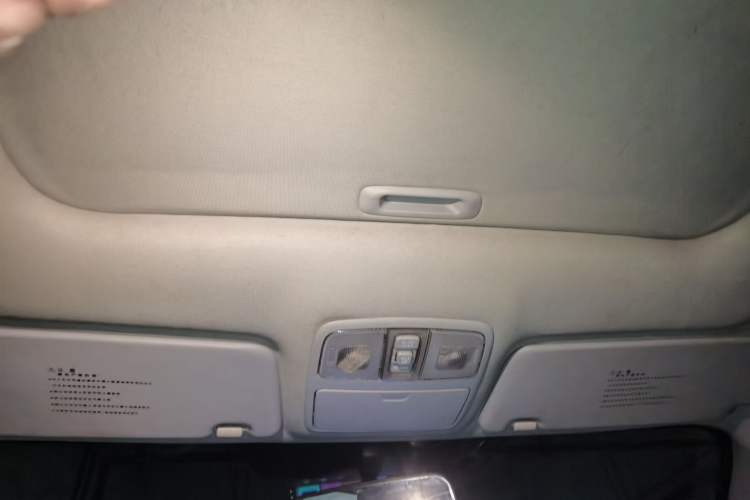 Used Hyundai i30 2009 1.6L Automatic Jingxiang Model Headliner