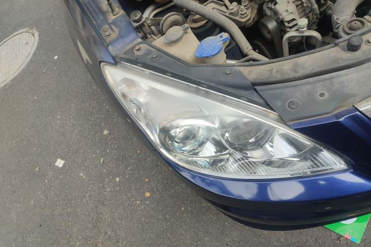 Used Hyundai i30 2009 1.6L Manual Comfort Edition Right Front Headlight