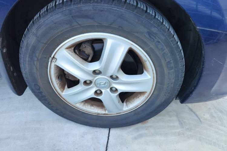 Used Hyundai i30 2009 1.6L Automatic Jingxiang Model Right Front Wheel Hub