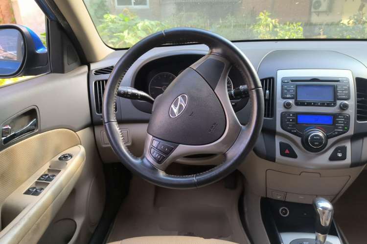 Used Hyundai i30 2009 1.6L Automatic Luxury Model Steering Wheel