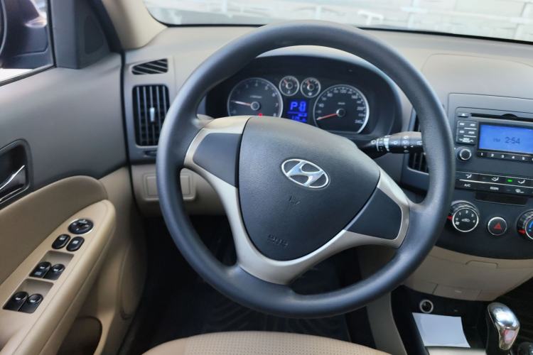 Used Hyundai i30 2009 1.6L Automatic Jingxiang Model Steering Wheel