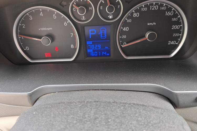 Used Hyundai i30 2009 1.6L Automatic Comfort Edition Odometer Close Up