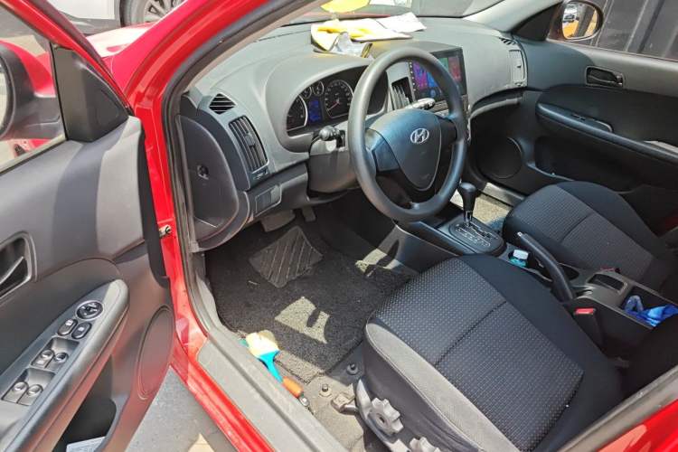 Used Hyundai i30 2009 1.6L Automatic Comfort Edition Driver Seat