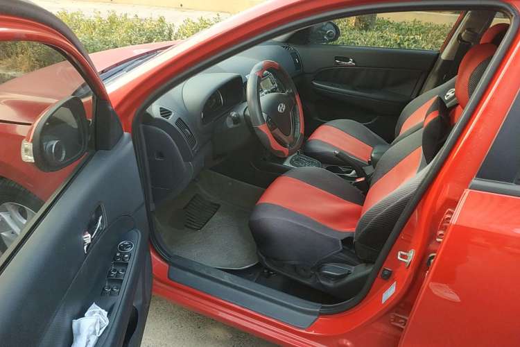 Used Hyundai i30 2009 1.6L Automatic Luxury Model Driver Seat