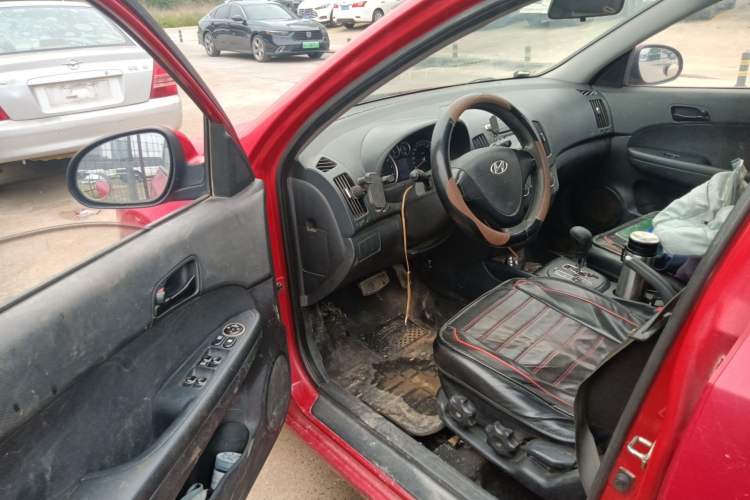Used Hyundai i30 2009 1.6L Automatic Comfort Edition Driver Seat