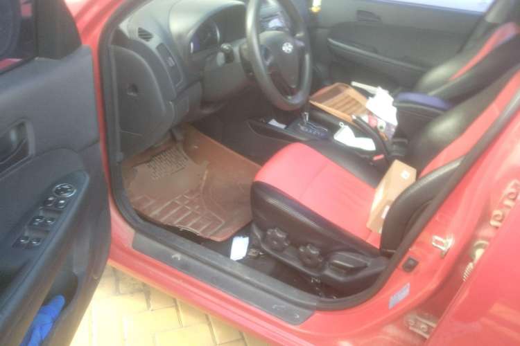 Used Hyundai i30 2009 1.6L Automatic Comfort Edition Driver Seat