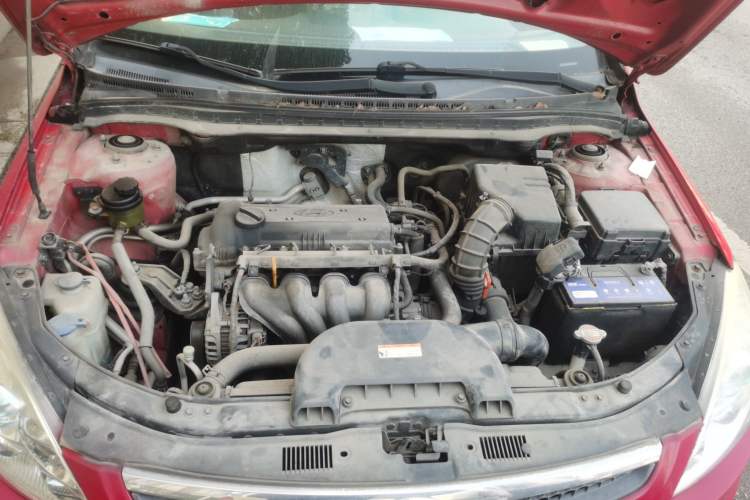 Used Hyundai i30 2009 1.6L Automatic Comfort Edition Engine Bay