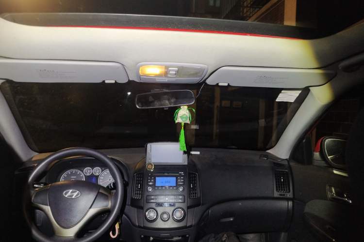 Used Hyundai i30 2009 1.6L Automatic Jingxiang Model Headliner