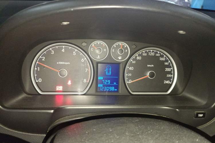 Used Hyundai i30 2009 1.6L Manual Comfort Edition Instrument Cluster