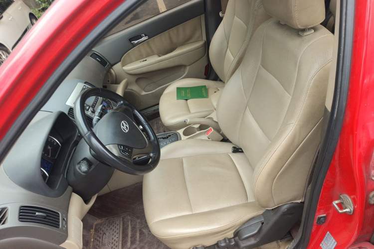 Used Hyundai i30 2009 1.6L Automatic Luxury Model Left Front Seat