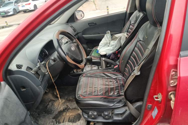 Used Hyundai i30 2009 1.6L Automatic Comfort Edition Left Front Seat