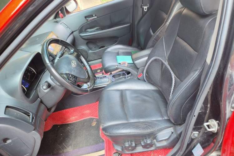Used Hyundai i30 2009 1.6L Automatic Luxury Model Left Front Seat